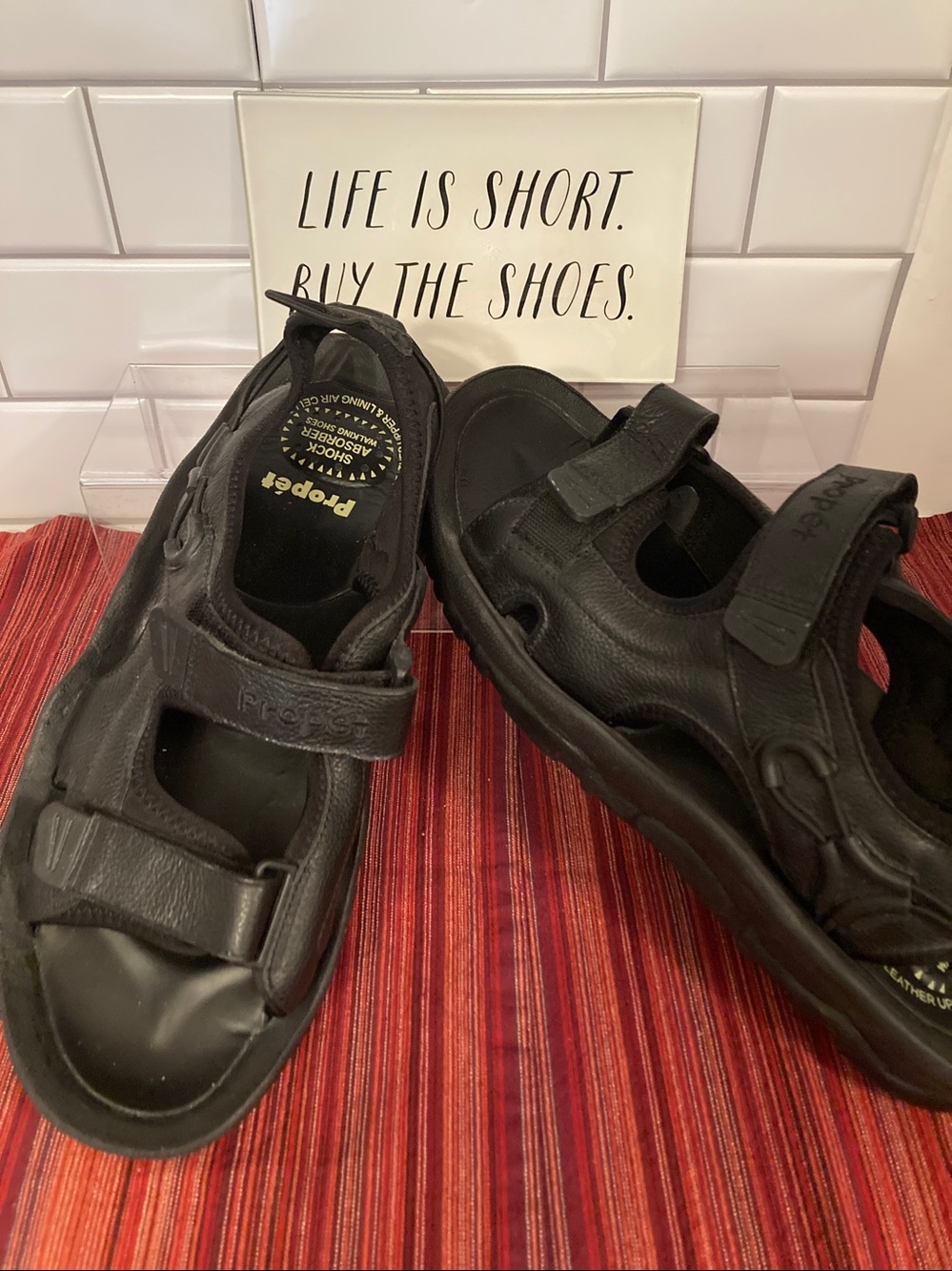 Propet Men’s Blk Adj Leather Shock Absorbing Walking Shoes Sandals Size 13X (3E)